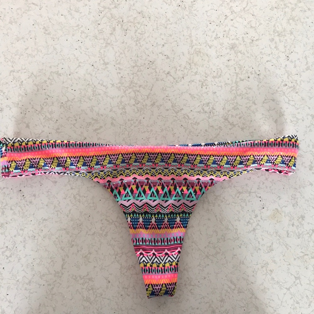 Victoria’s Secret thong bikini bottoms